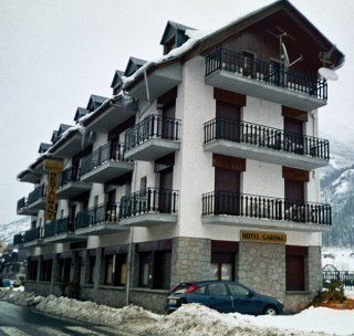 Hotel Garona Саларду Экстерьер фото